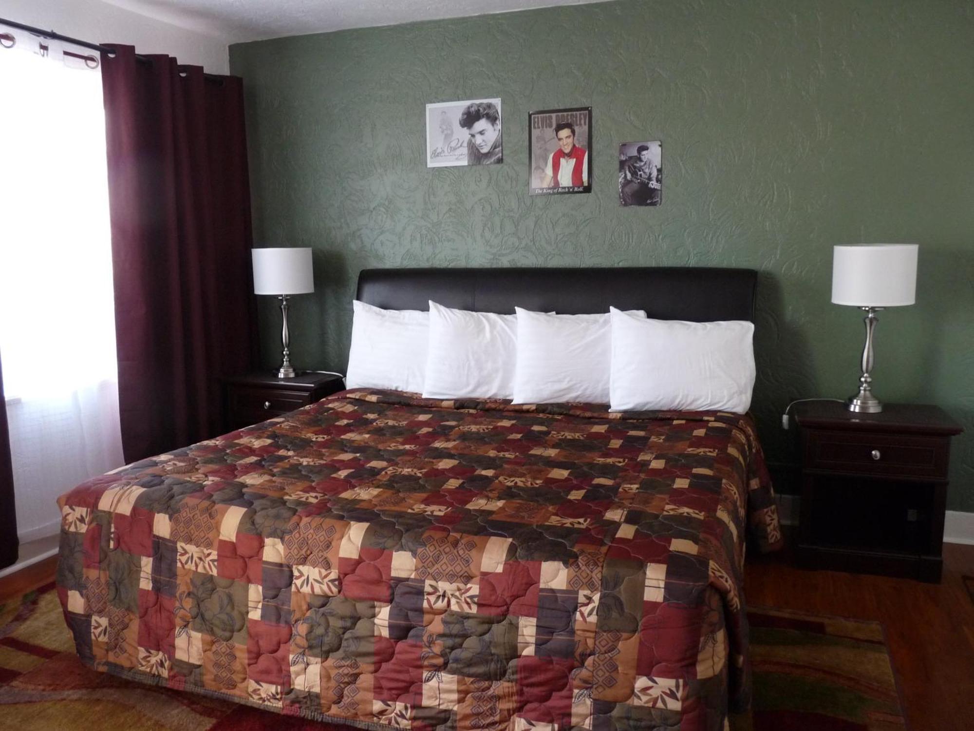Deluxe Inn Селигмэн Номер фото