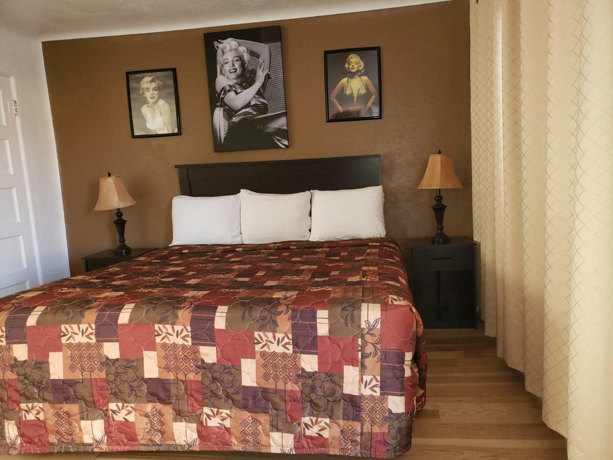 Deluxe Inn Селигмэн Экстерьер фото