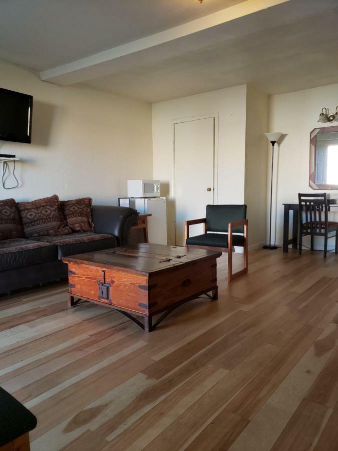 Deluxe Inn Селигмэн Экстерьер фото