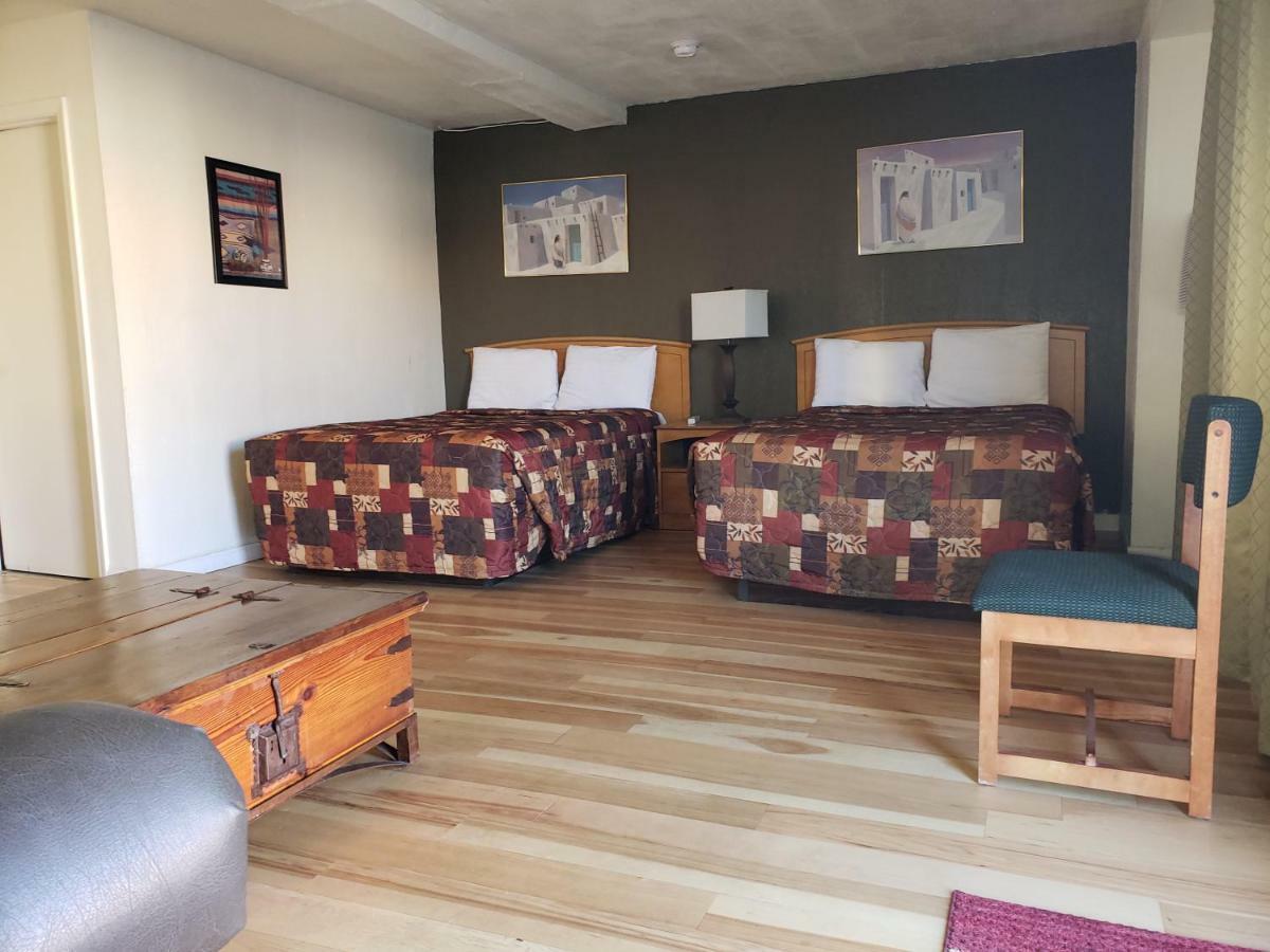 Deluxe Inn Селигмэн Экстерьер фото