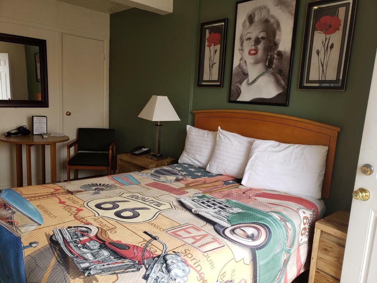 Deluxe Inn Селигмэн Экстерьер фото